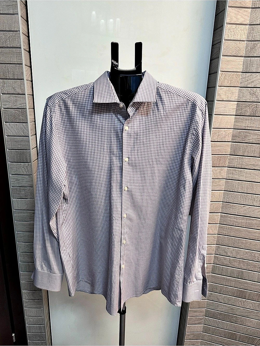 Hugo Boss Men’s “Jenno” Slim Fit Shirt Blue, Khaki and White. Size 16.5 32/33